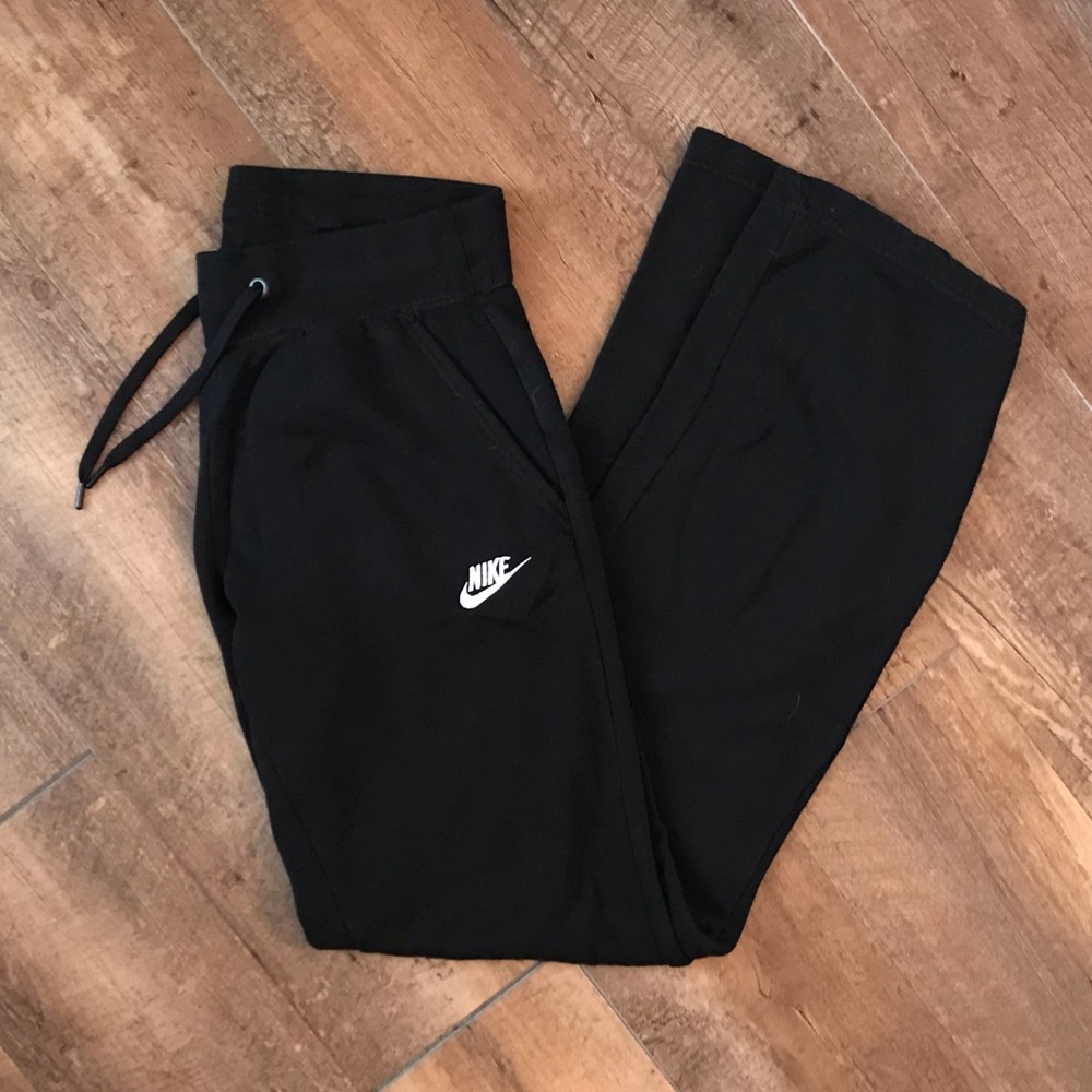Black Nike Sweatpants